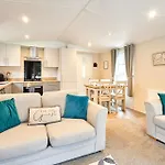 Feriehus Springwood With Hot Tub