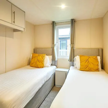 Springwood With Hot Tub Hébergement de vacances