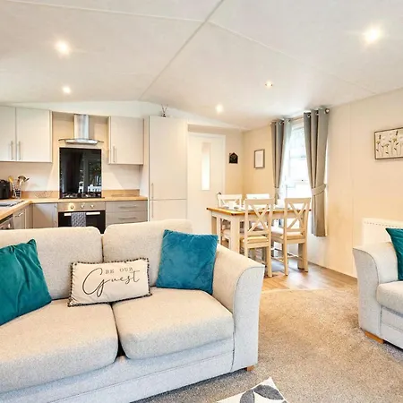 Ferienhaus Springwood With Hot Tub