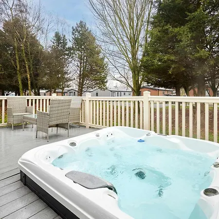 Springwood With Hot Tub Prázdninový dům