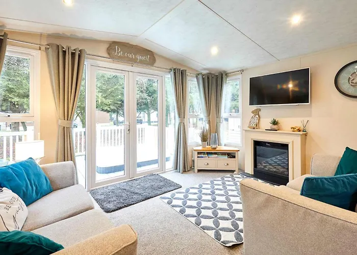 Springwood With Hot Tub York