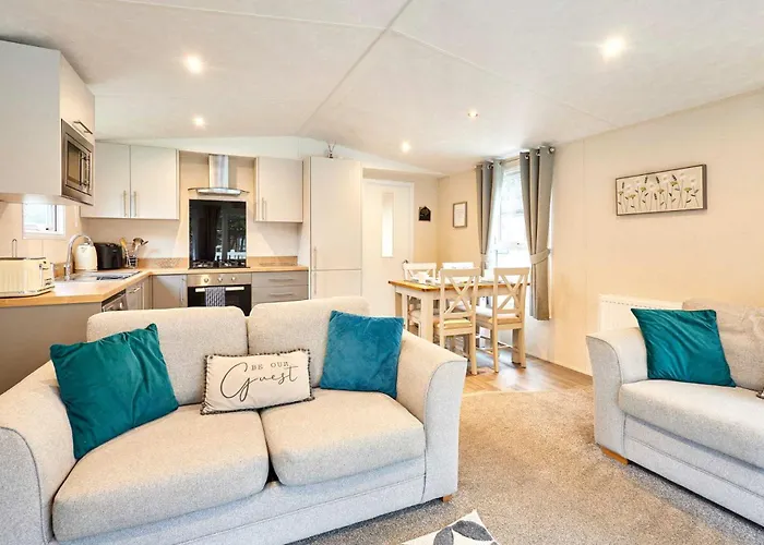 Hébergement de vacances Springwood With Hot Tub