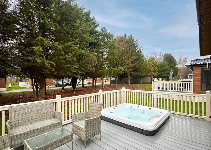 Springwood With Hot Tub York